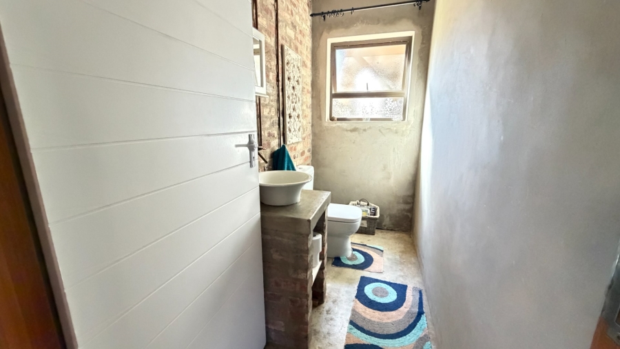 4 Bedroom Property for Sale in Viljoenskroon Rural Free State